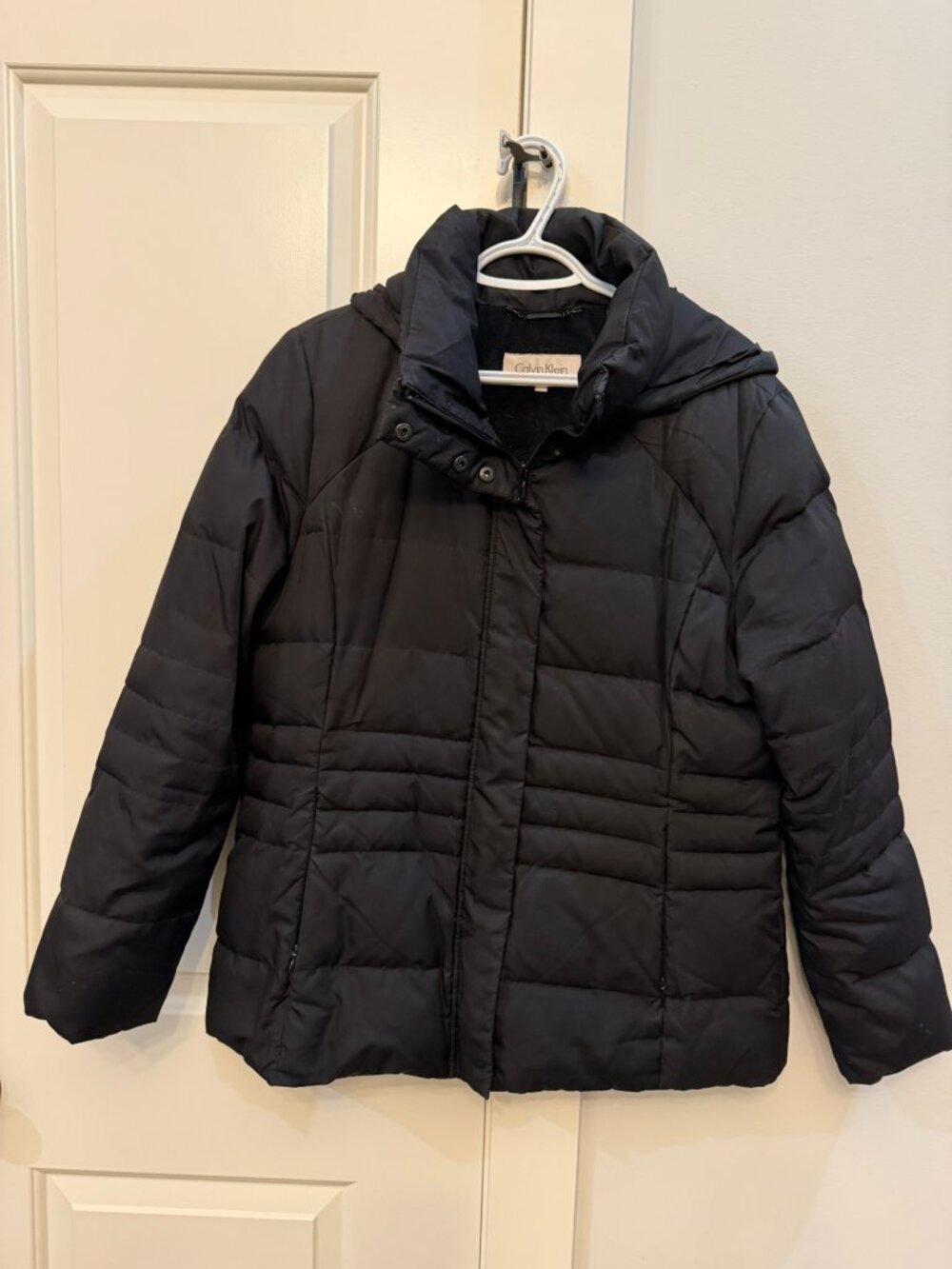 Calvin Klein Black Hooded Puffer Jacket | Size Large | Cozy Fleece-Lined Winter